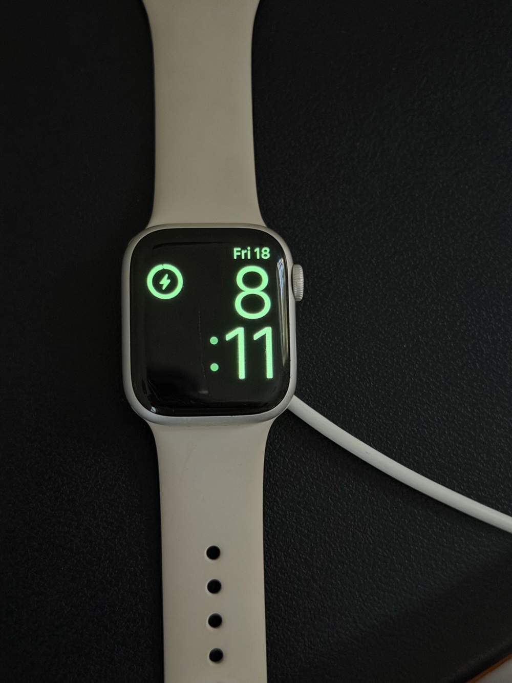 Apple Smartwatch Series 8 32 GB 41mm
GPS + Cellular Unpaired & Unlocked